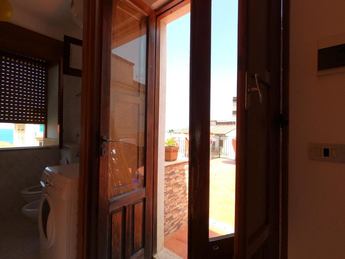 Villa Terrazza Lungomare à Caronia Marina Extérieur photo