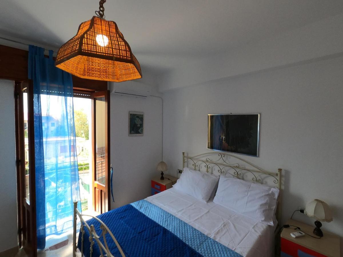 Villa Terrazza Lungomare à Caronia Marina Extérieur photo